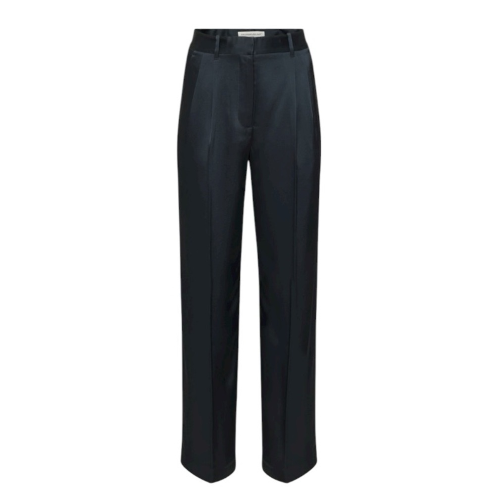 Aritzia Effortless Pant Satin, Black, Sz. 4